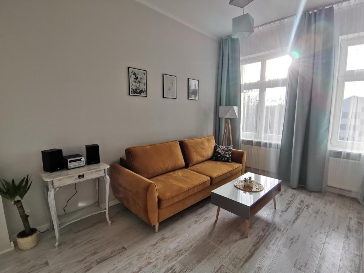 Przytulny Apartament W Centrum Kupiecka-Drzewna Zielona Gora  Exterior photo